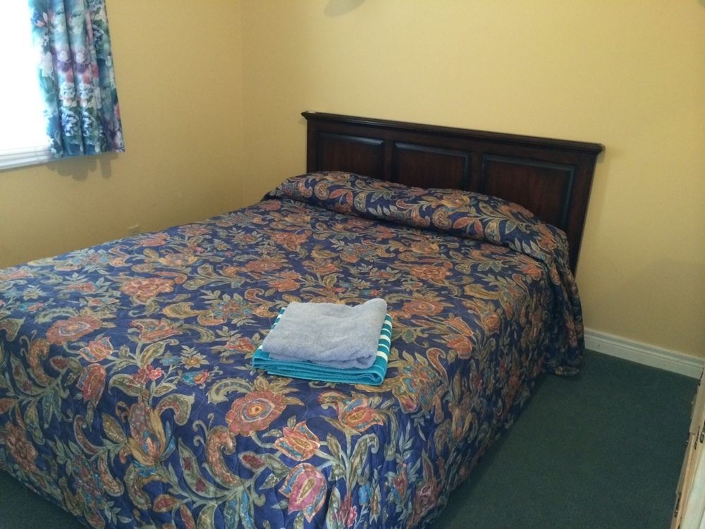 Villa Nova Motel Wasaga Beach Esterno foto